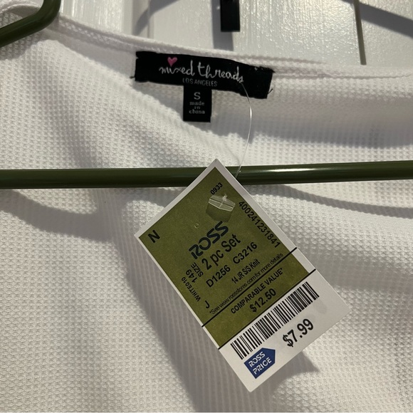 Mixed Threads White Top and Sweater Rose Set - Picture 2 of 4